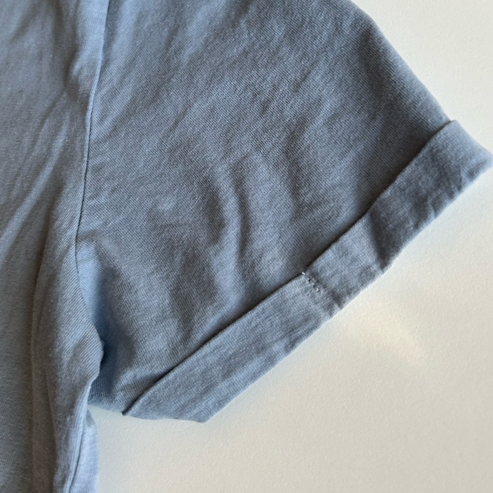 Optimist Shirt ๐ฉต - Picture 2 of 7